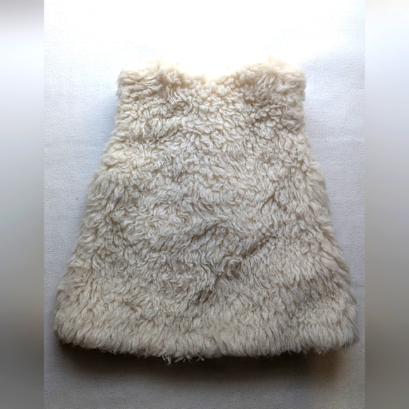 Little Lass Sherpa Vest Toddler size 4 Beige Girls Button Front O-2 - Picture 2 of 8